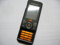 Black Sony Ericsson W580