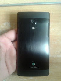 Black Sony Xperia ion