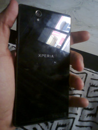 Black Sony Xperia Z