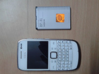 Silver White Nokia E6 Touch n Type