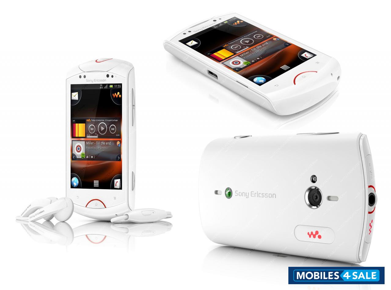 White Sony Ericsson WT19i live with walkman