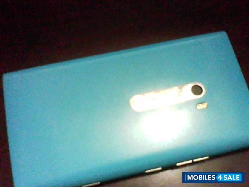 Blue Nokia Lumia 900