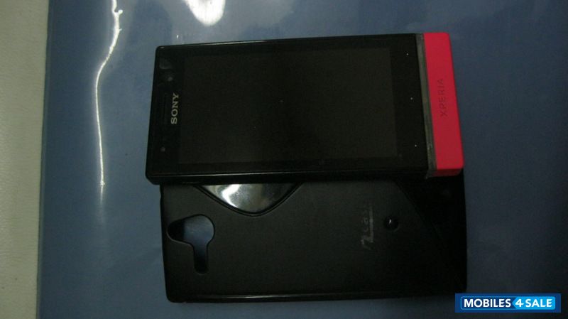 Black Pink Sony Xperia U