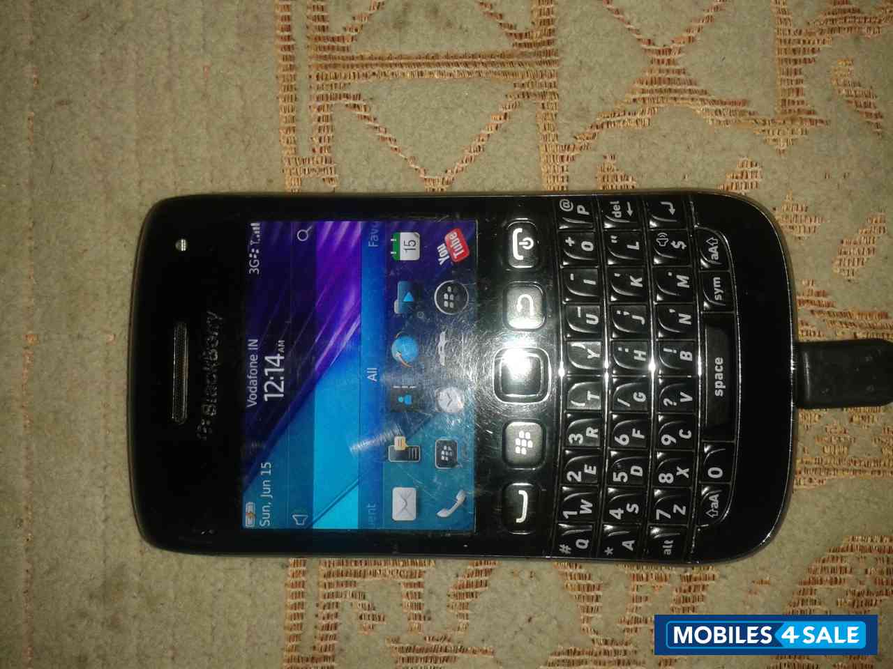 Black BlackBerry Bold 9790