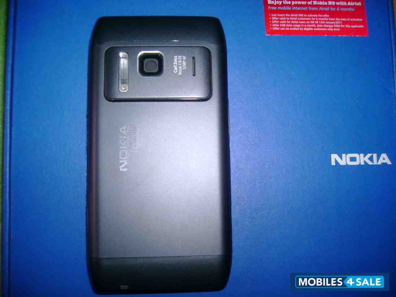 Black Nokia N8