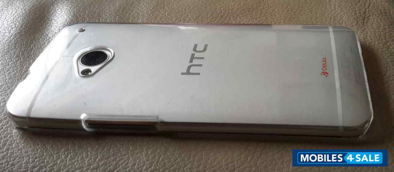 Silver HTC One