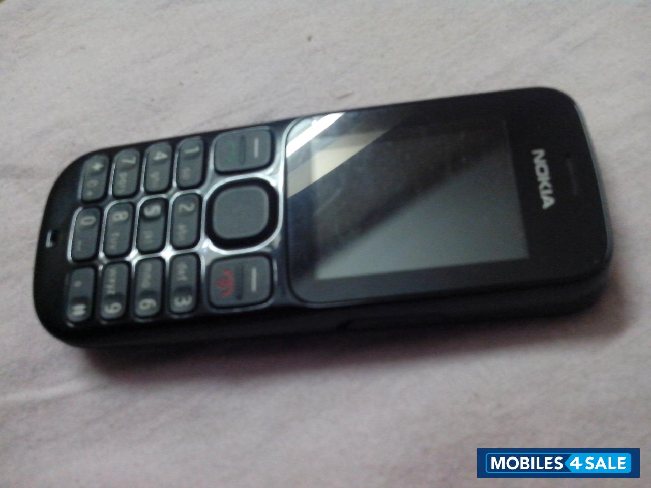 Black Nokia 101