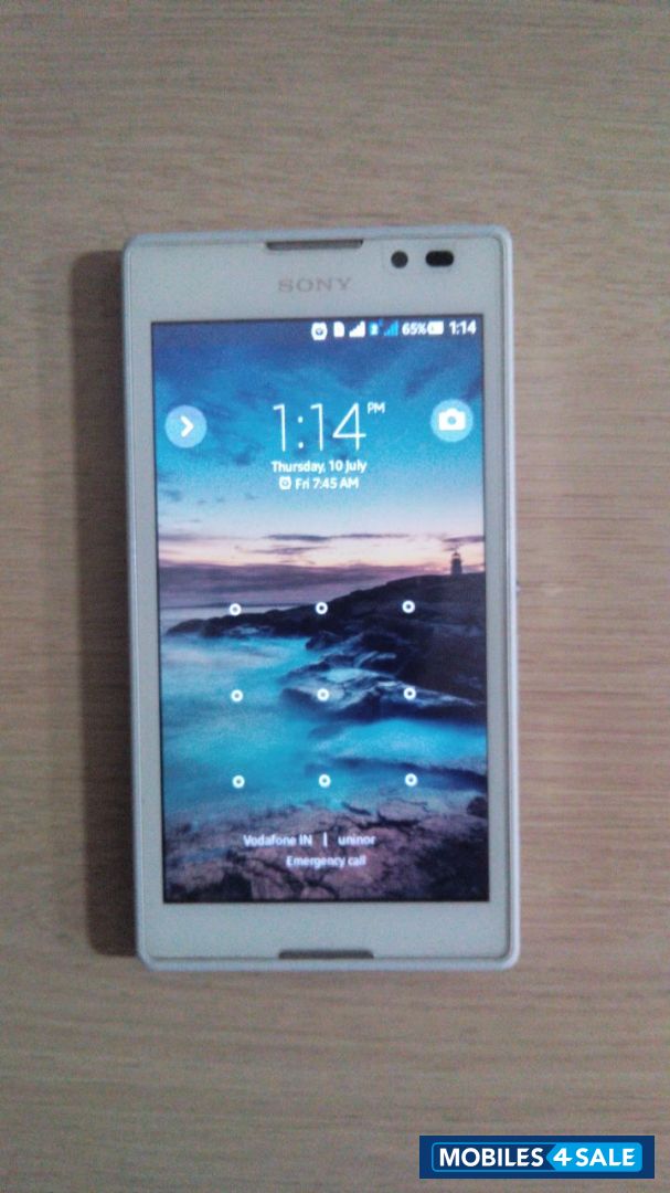 White Sony Xperia C