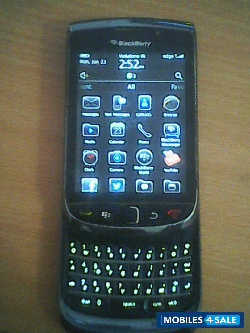 Black BlackBerry Torch 9800