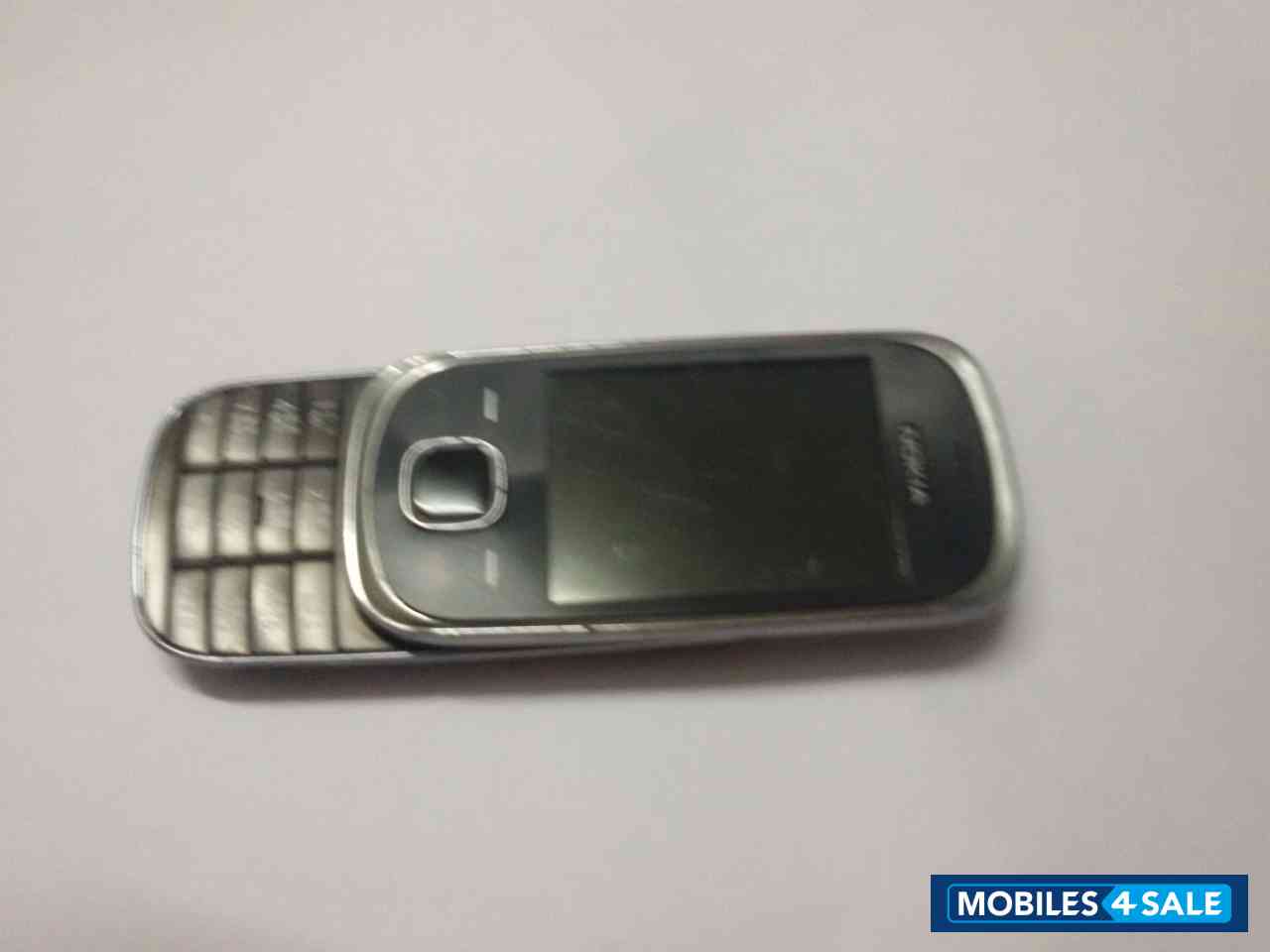 Black Nokia 7230