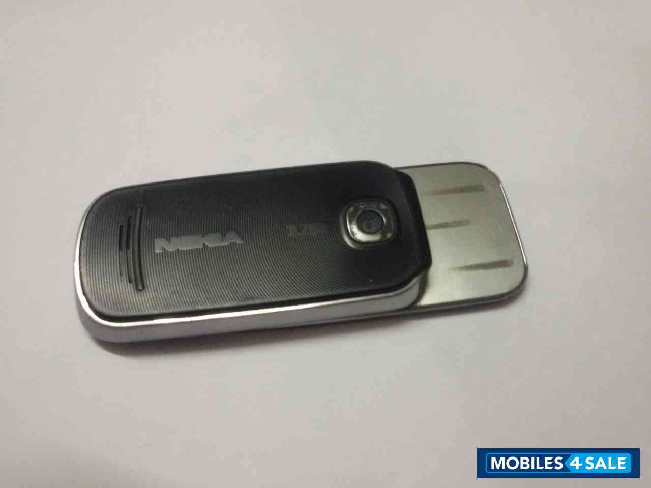 Black Nokia 7230