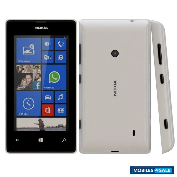 White Nokia Lumia 525