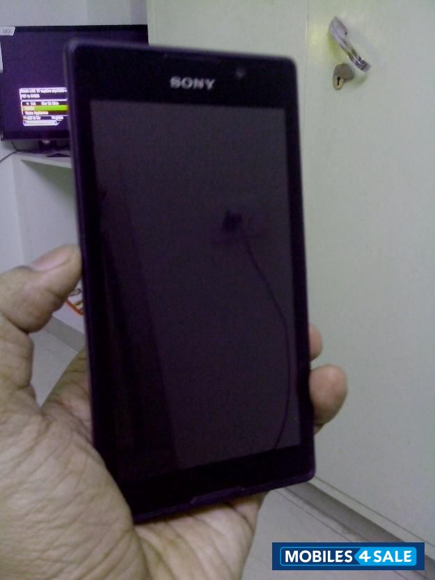 Black Sony Xperia C