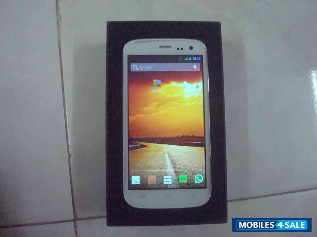 White Micromax Canvas Magnus A117