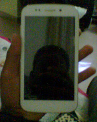 White Micromax Canvas 4 A210