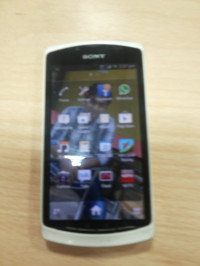 White Sony Xperia