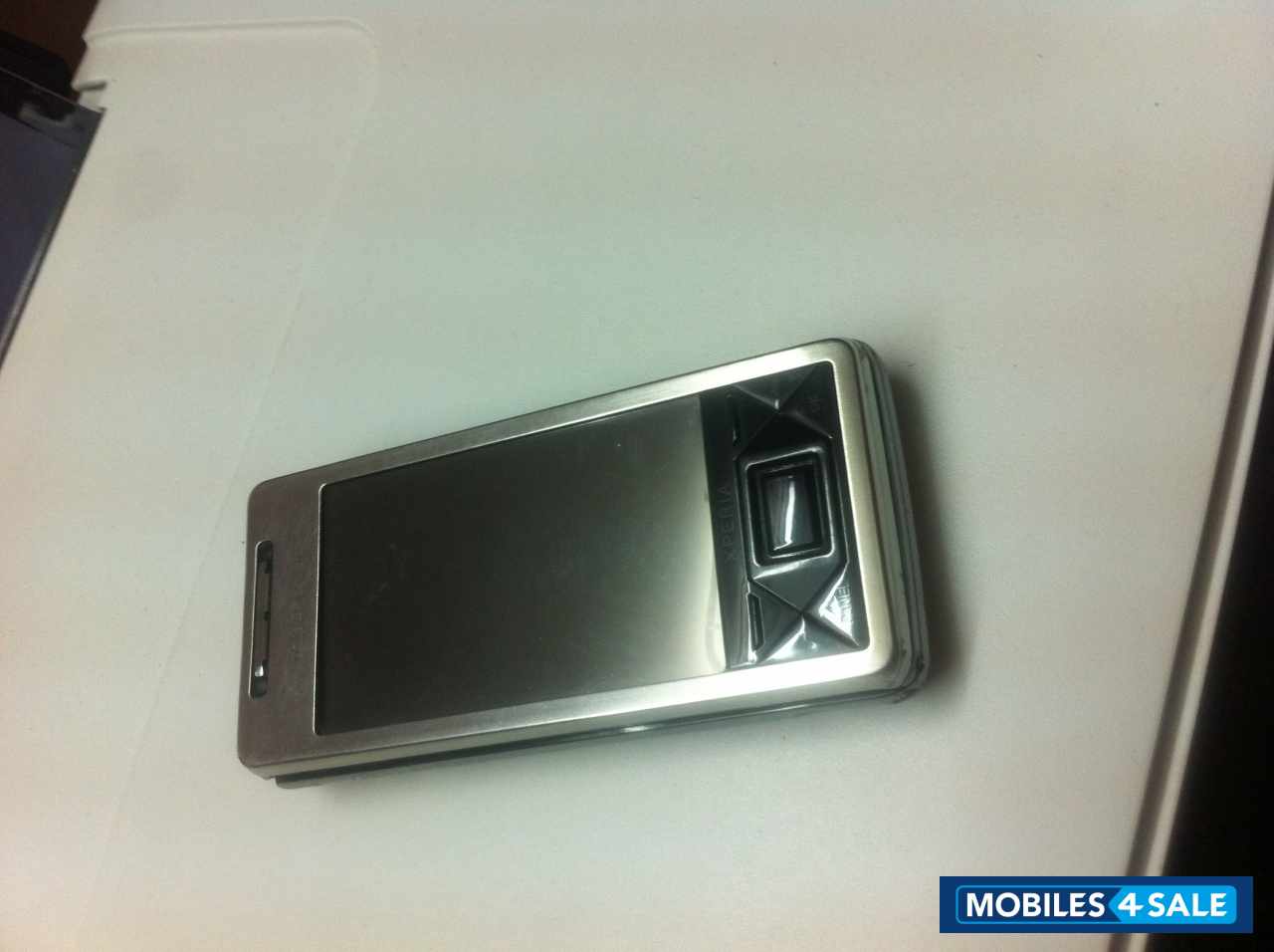 Silver Sony Ericsson Xperia X1