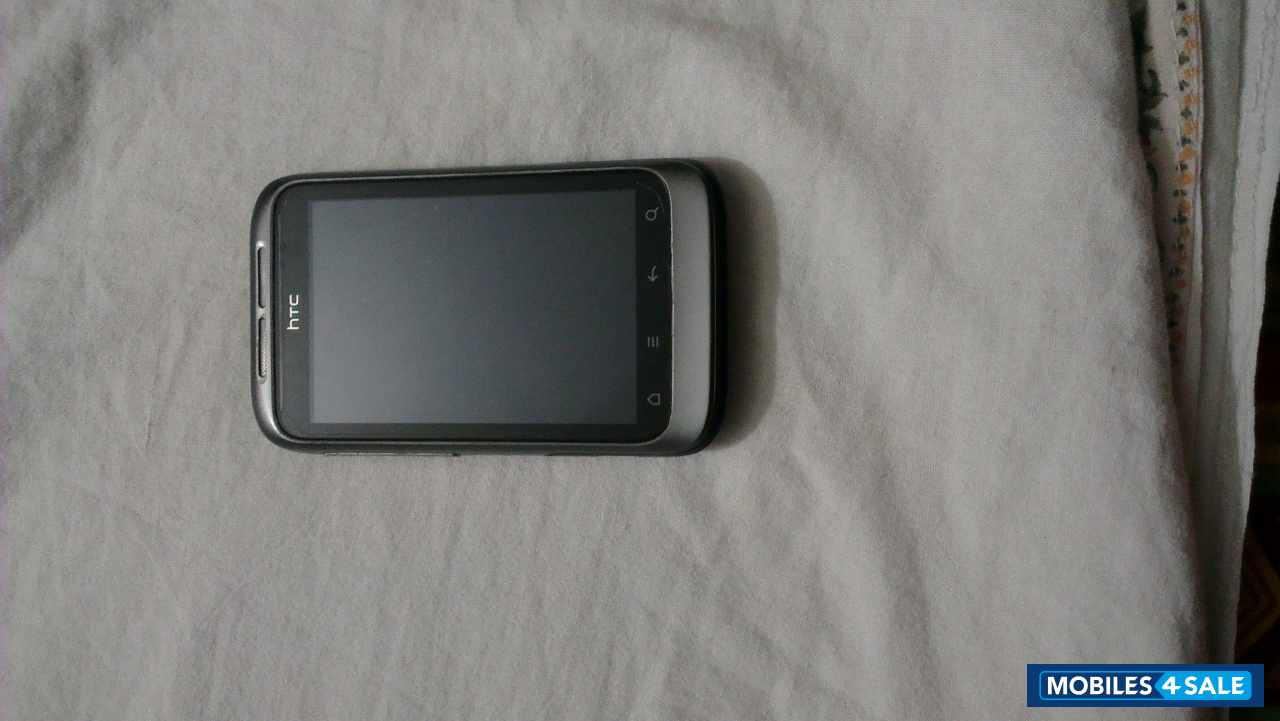 Black/grey HTC Wildfire S