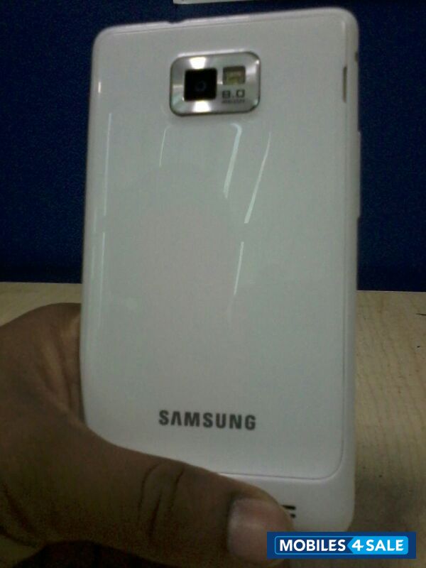 White Samsung Galaxy S2