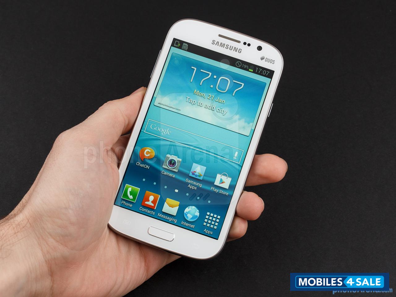 White Samsung Galaxy Grand GT-I9082