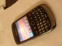 Black BlackBerry Curve 9300