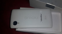 White Google Nexus 5