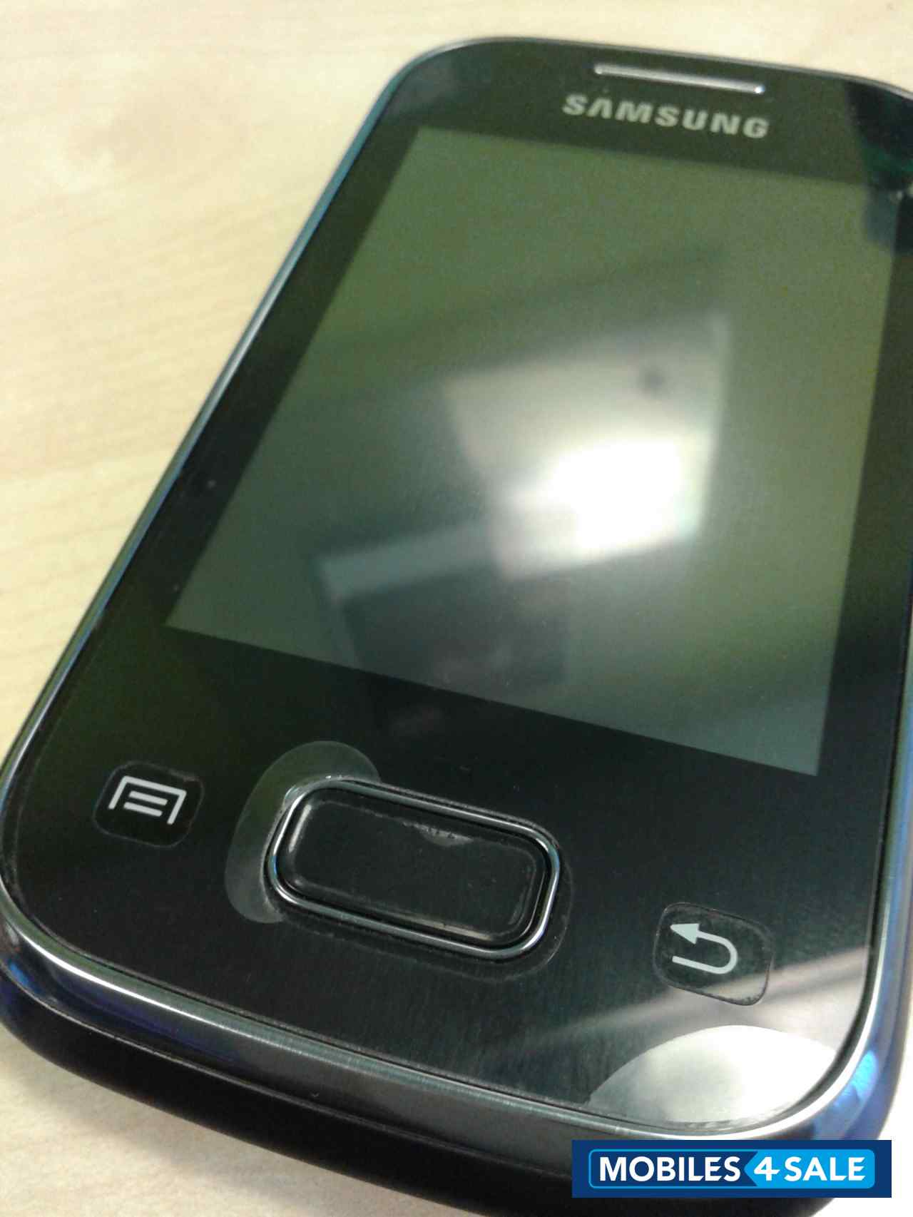 Black Samsung Galaxy Pocket