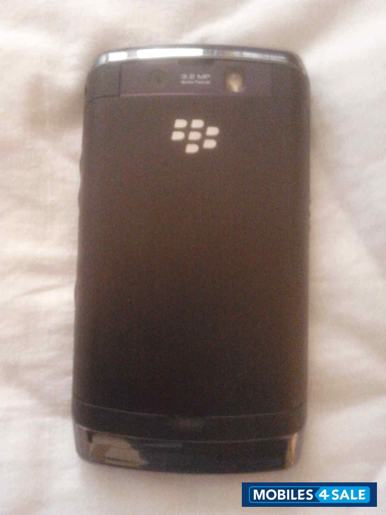 BlackBerry Storm2 9520