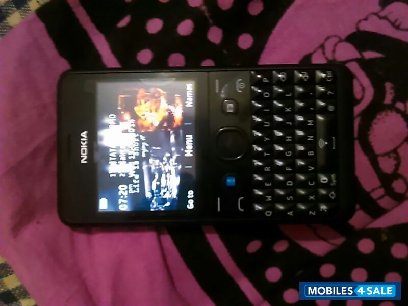 Black Nokia Asha 210