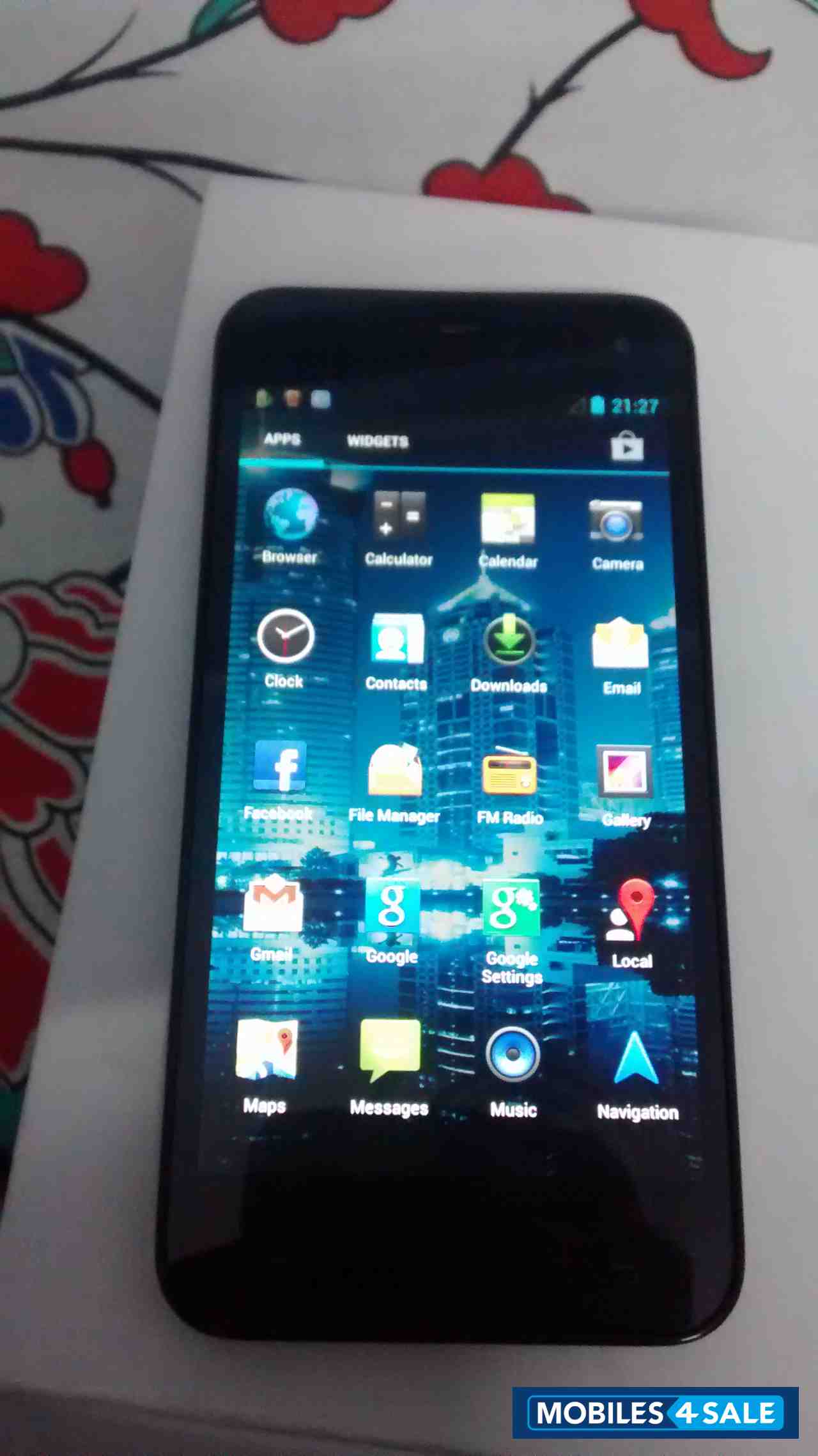 Black Xolo Q1000S