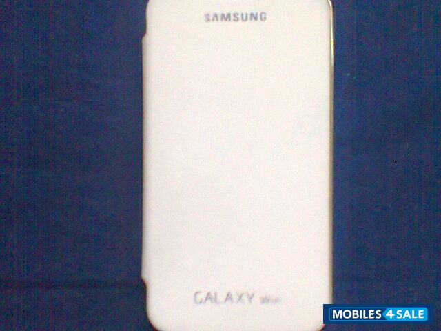 White Samsung Galaxy Grand Quarttro