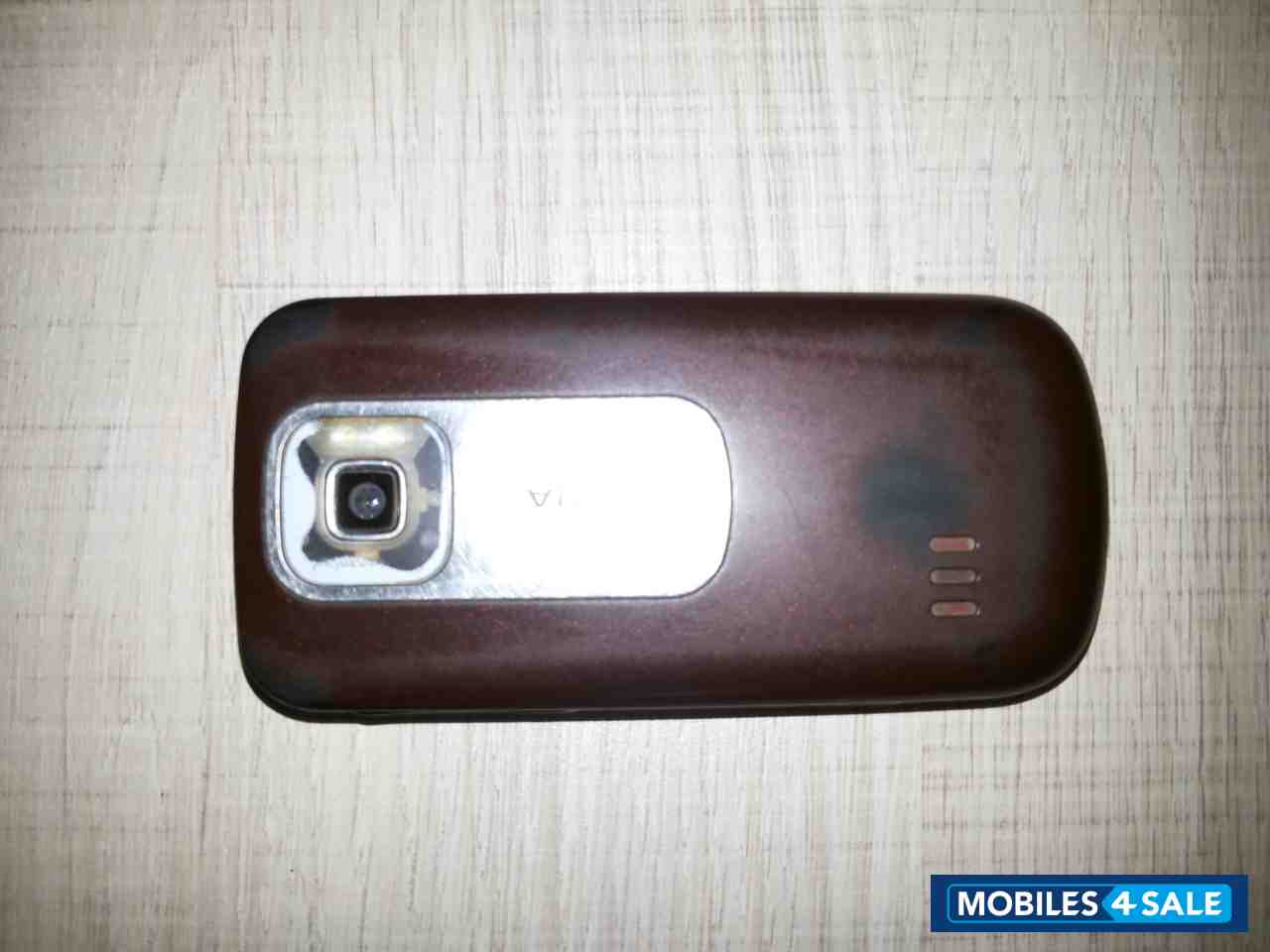 Brown Nokia 3300