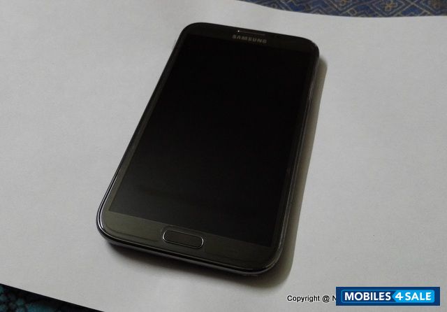 Grey Samsung Galaxy Note 2