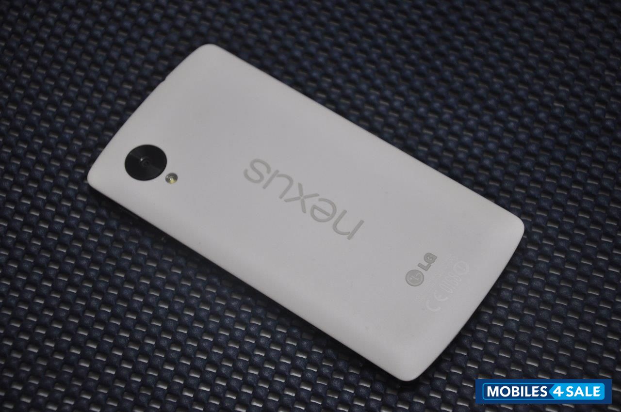 White Google Nexus 5