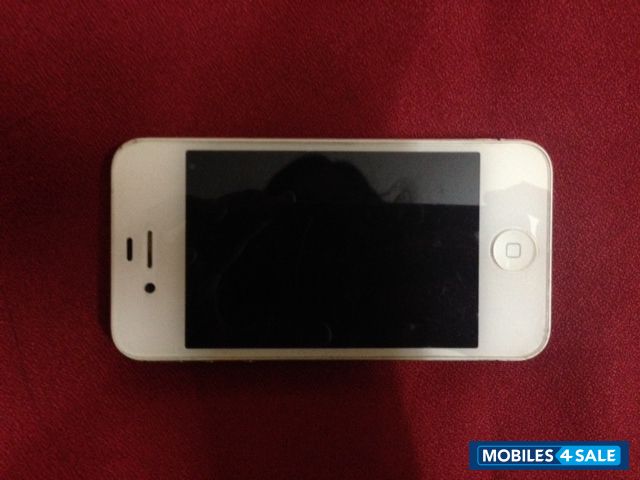 White Apple iPhone 4S