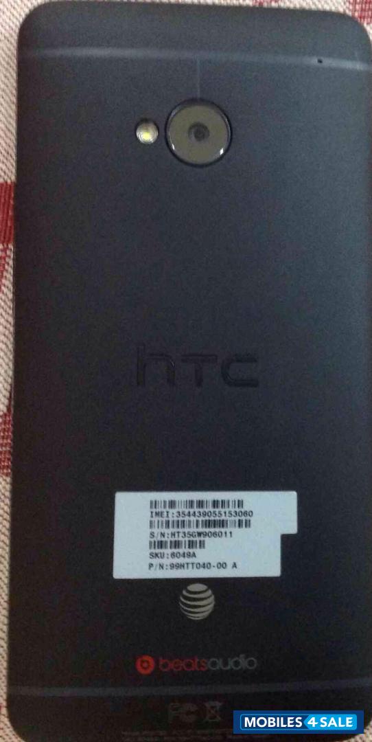 Black HTC One