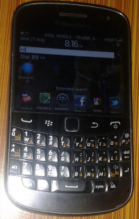 Black BlackBerry Bold 9900