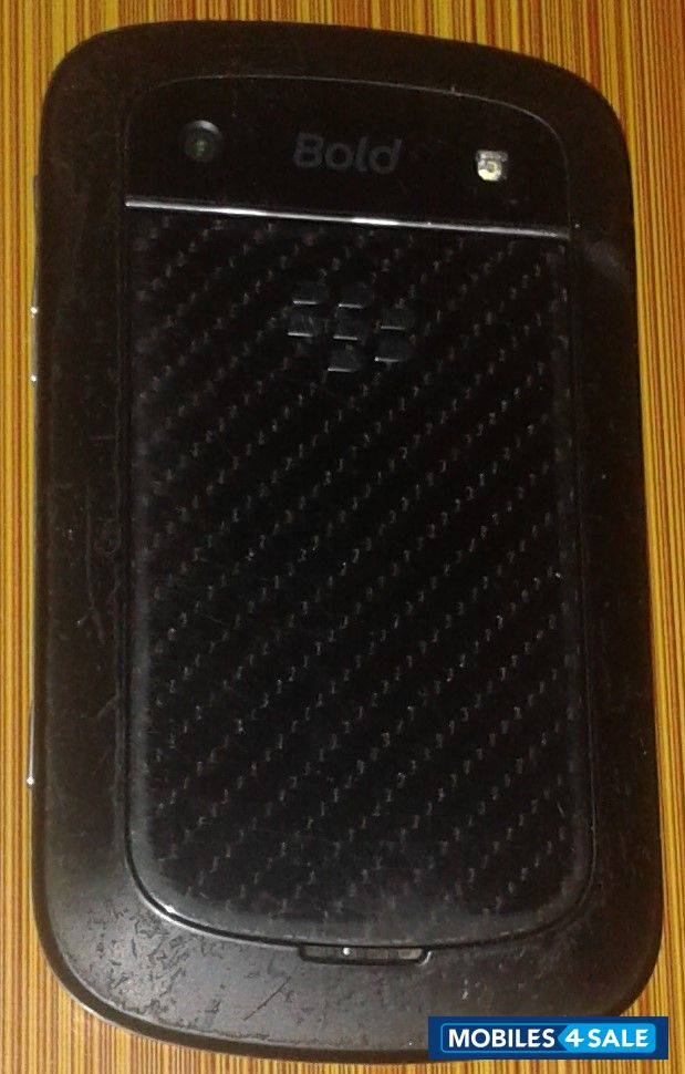 Black BlackBerry Bold 9900