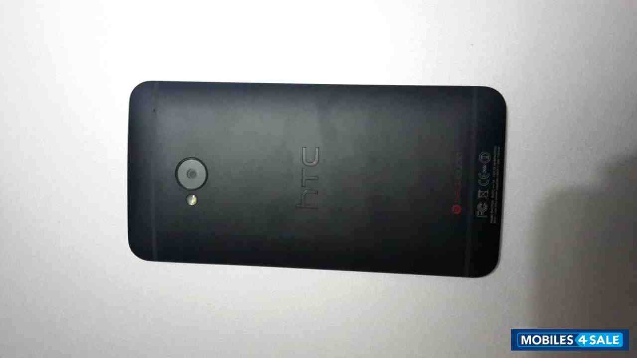 Black HTC One