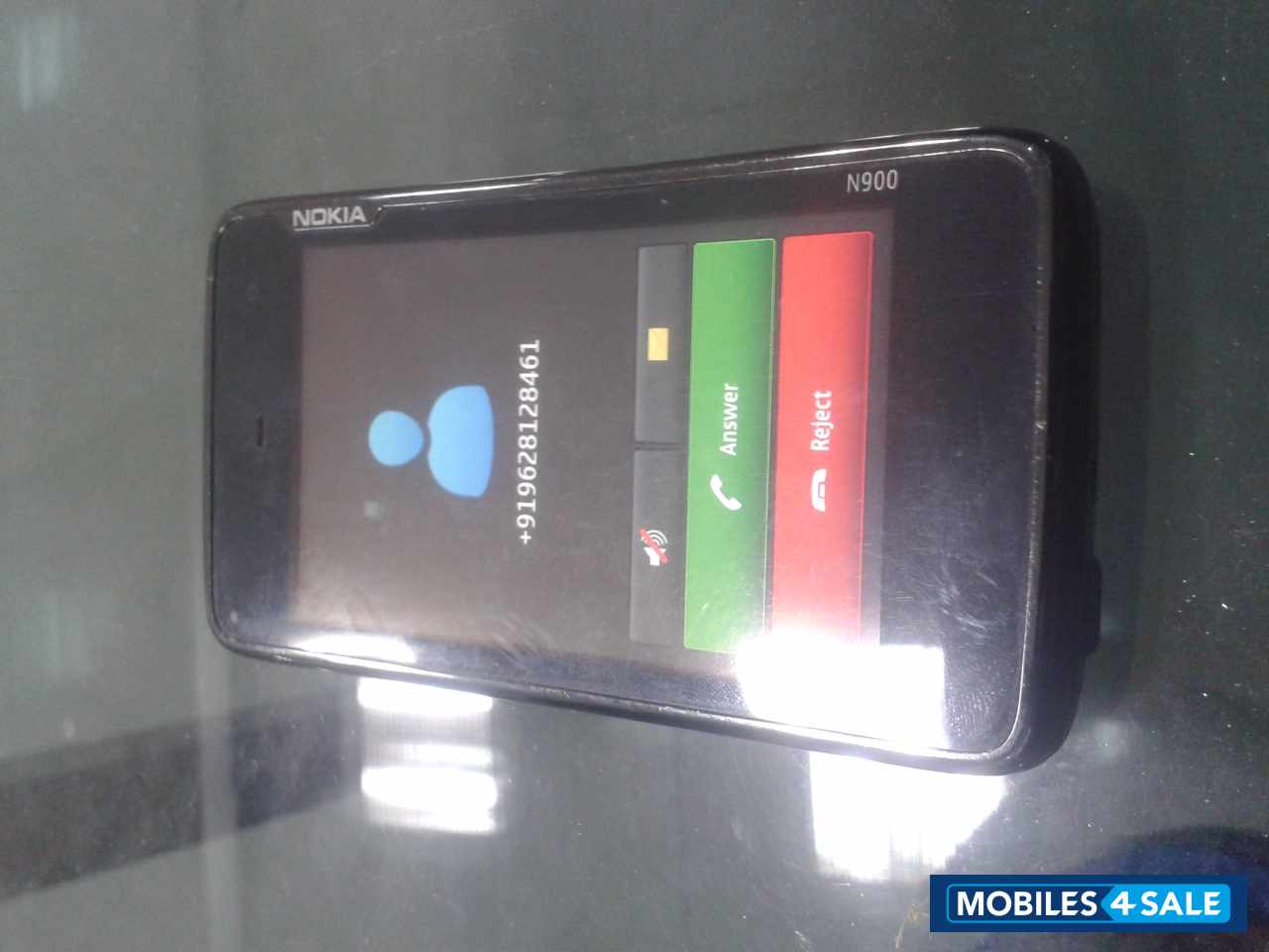 Black Nokia N900