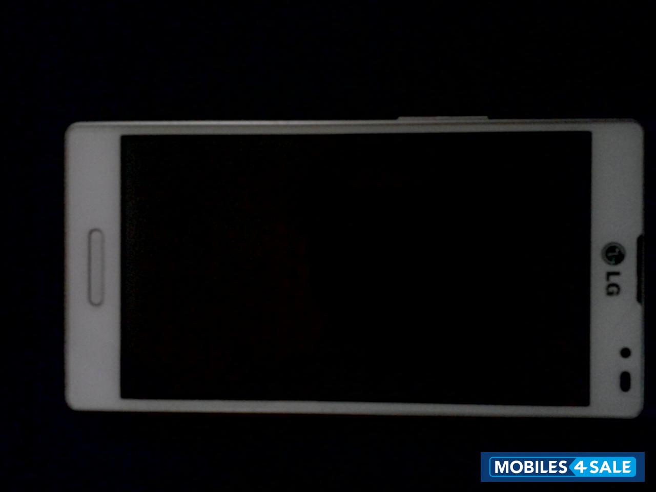 White LG Optimus L9 P765