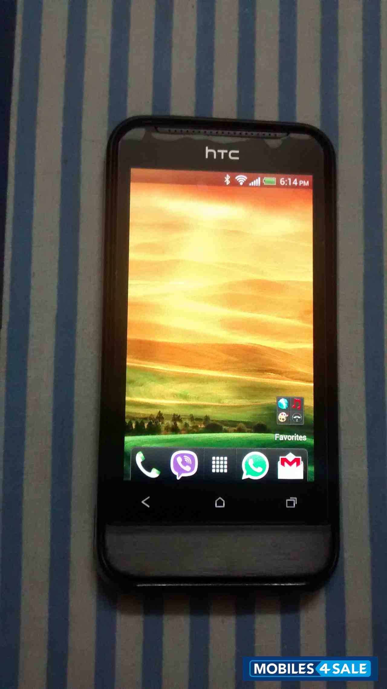 Black HTC One V