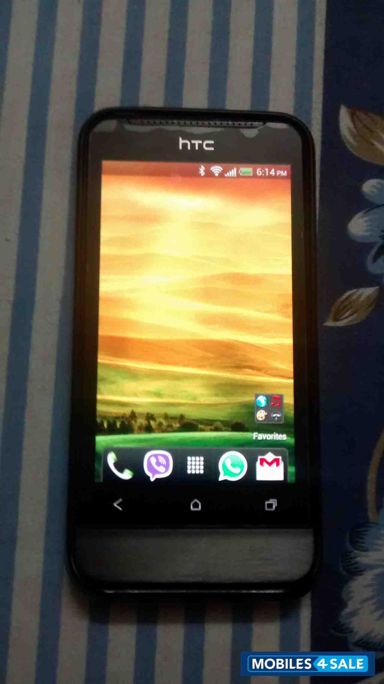 Black HTC One V