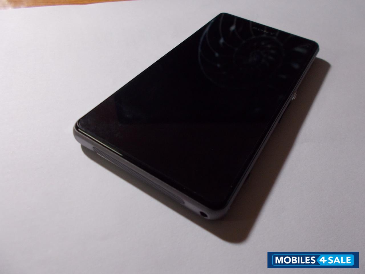 Black Sony Xperia Z1 Compact