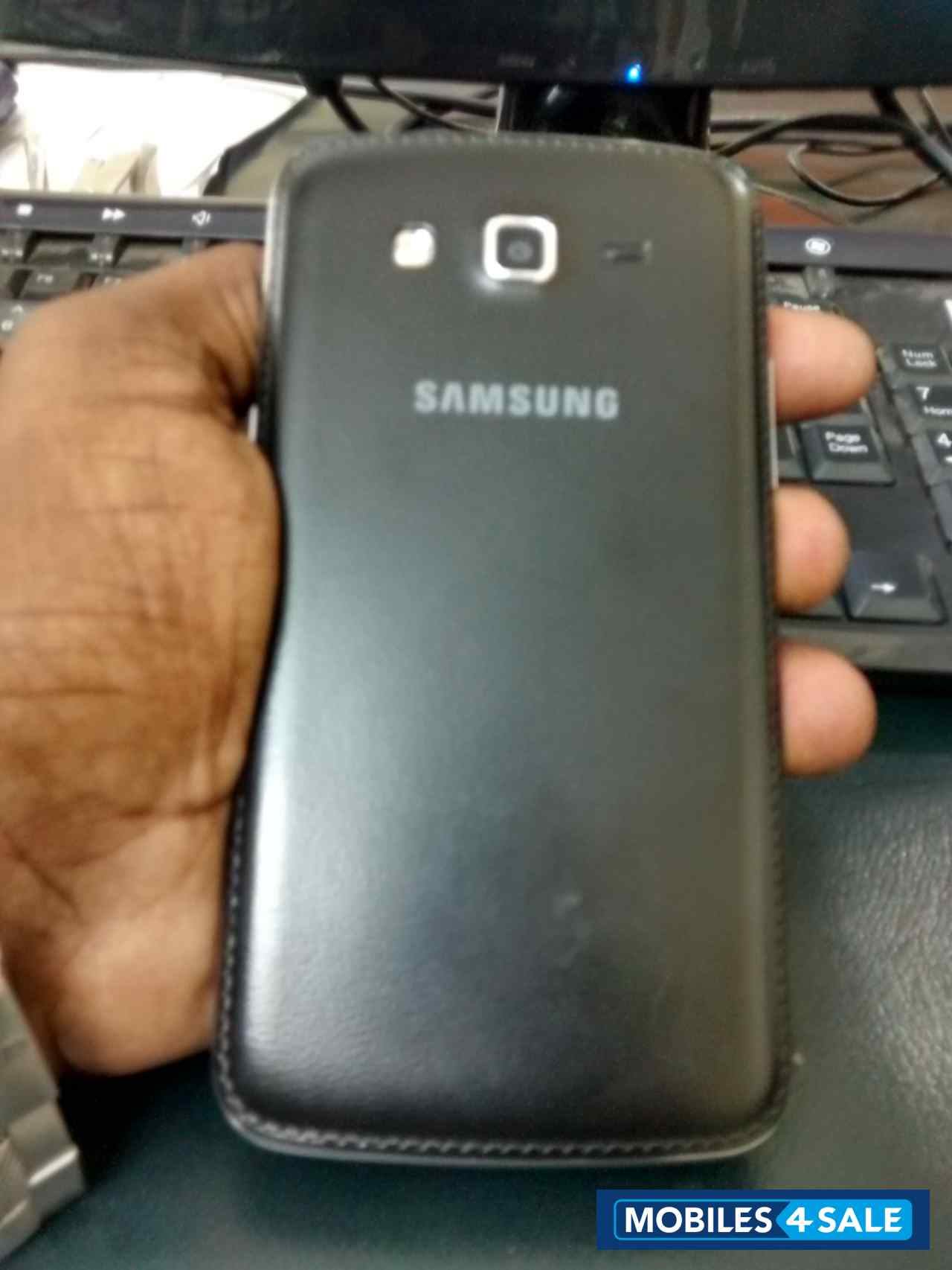 Black Samsung Galaxy Grand 2