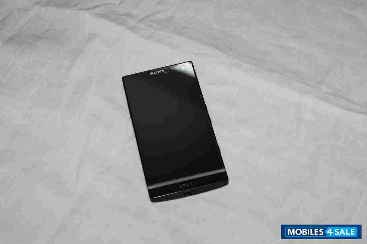 Black Sony Xperia SL