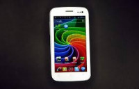 White Micromax Canvas 2 A110