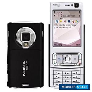 Black Nokia N95