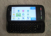 Black Nokia C6