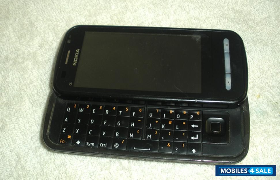 Black Nokia C6